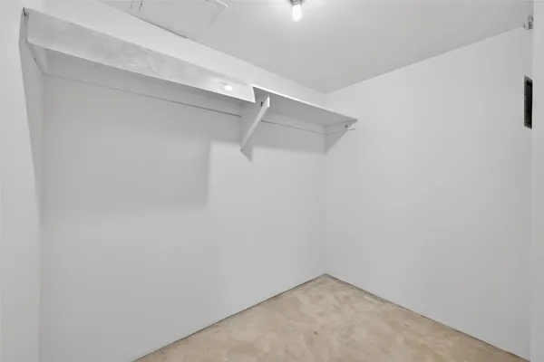 $3,500 | 5001 Woodway Drive, Unit 1804, Houston, TX 77056