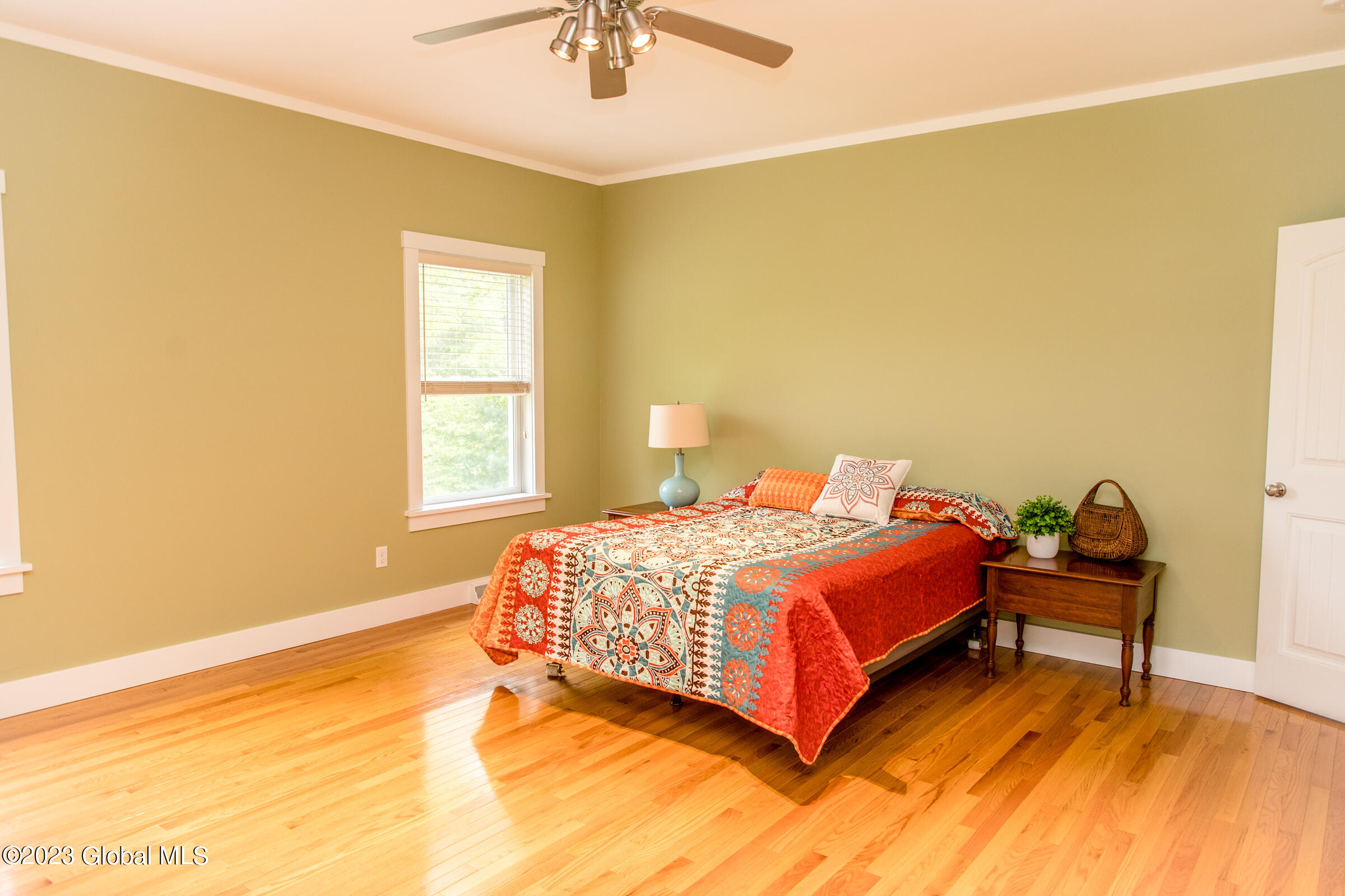 31 Burnham Road Wilton, NY 12831 - Photo 14 of 32 PrimaryBed31Burnham