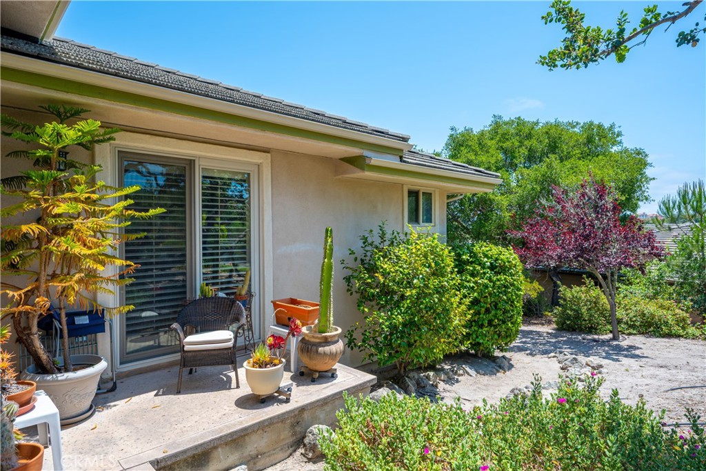 149 Andre Drive Arroyo Grande, CA 93420 - Photo 40 of 67 front view of a house with a garden