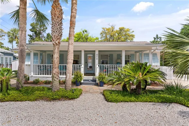 $2,000,000 | 4210 7th Street, St. Simons Island, GA 31522