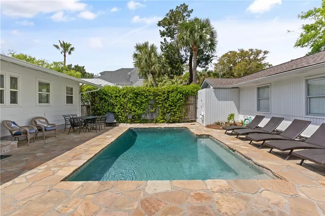 $2,000,000 | 4210 7th Street, St. Simons Island, GA 31522