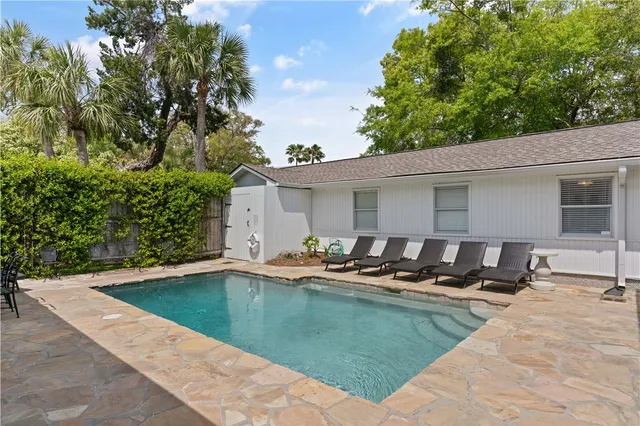 $2,000,000 | 4210 7th Street, St. Simons Island, GA 31522