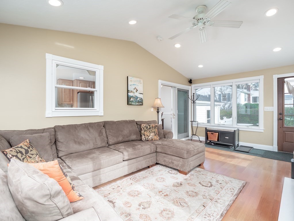 270 Gorwin Drive Holliston, MA 01746 - Photo 15 of 36