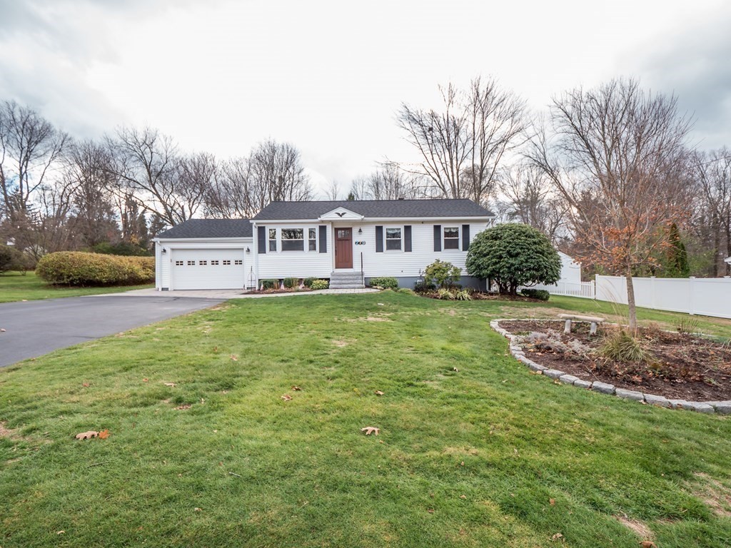 270 Gorwin Drive Holliston, MA 01746 - Photo 2 of 36