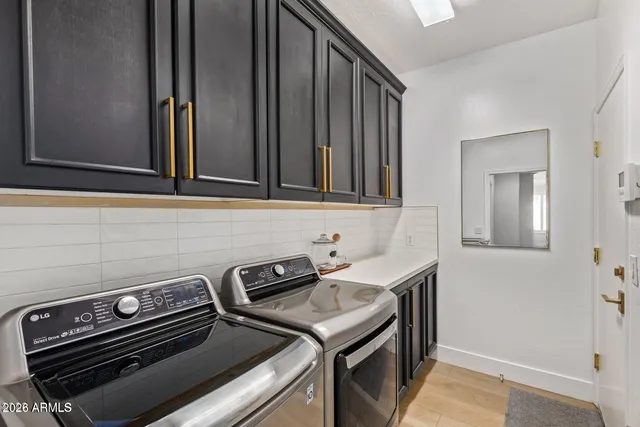 $950,000 | 3311 East Anika Drive, Gilbert, AZ 85298