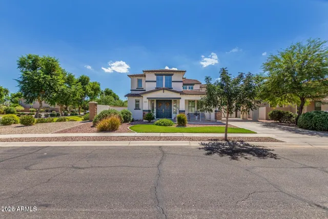 $950,000 | 3311 East Anika Drive, Gilbert, AZ 85298