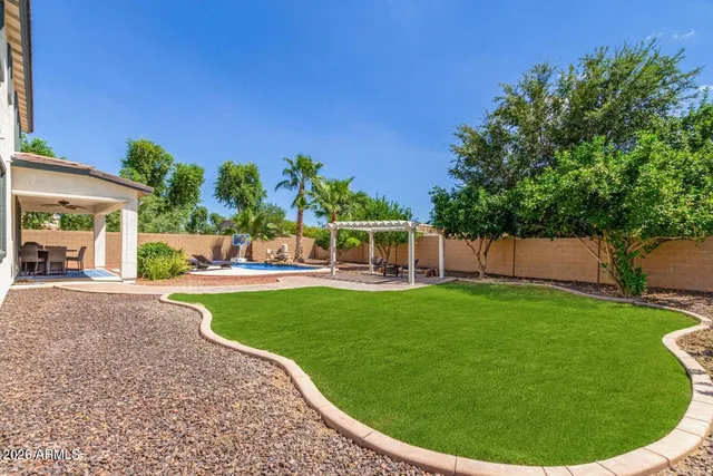 $950,000 | 3311 East Anika Drive, Gilbert, AZ 85298