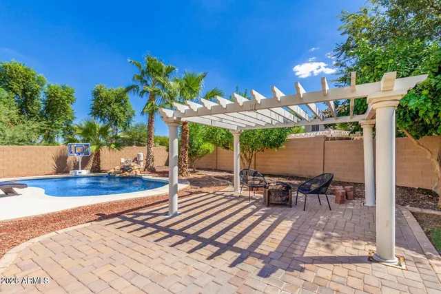 $950,000 | 3311 East Anika Drive, Gilbert, AZ 85298