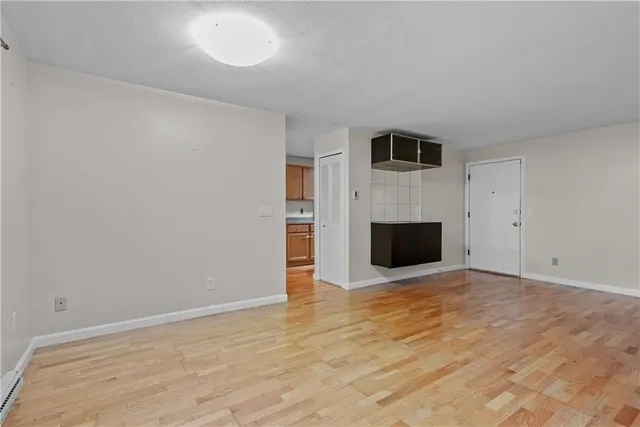 $199,900 | 117 John Street, Unit 14, Lincoln, RI 02865