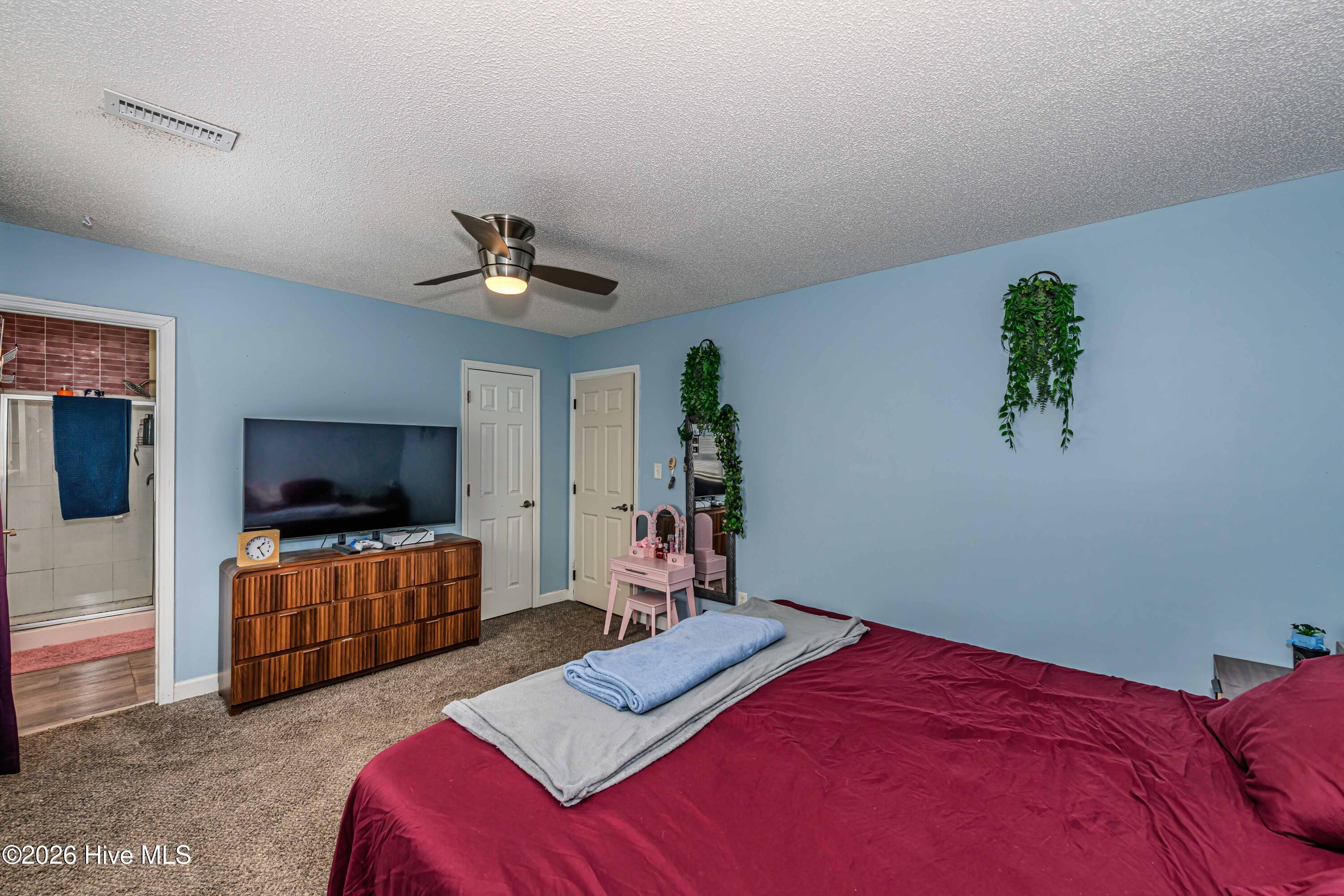 408 Cardinal Road Jacksonville, NC 28546 - Photo 16 of 34 DG (6 of 56)