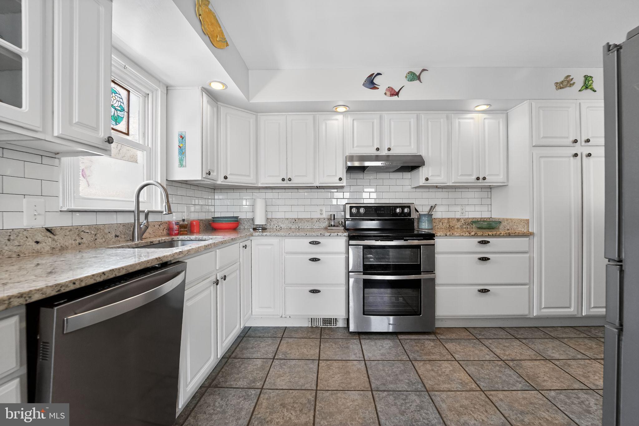 1400 Burke Road Baltimore, MD 21220 - Photo 21 of 48