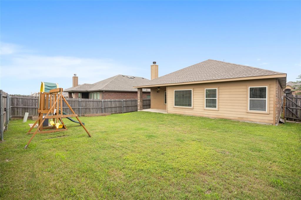 4016 Lazy River Ranch Road Fort Worth, TX 76262 - Photo 33 of 40