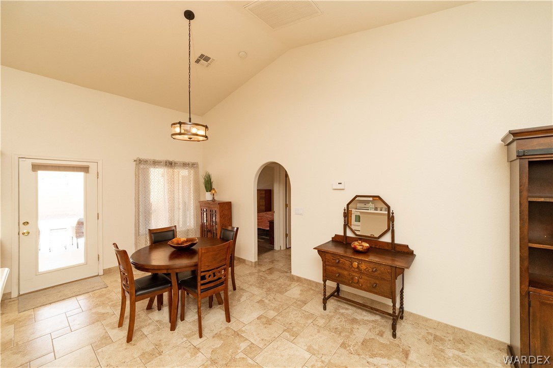 2063 Ridgeview Road Kingman, AZ 86401 - Photo 12 of 59 Gallery Image 12