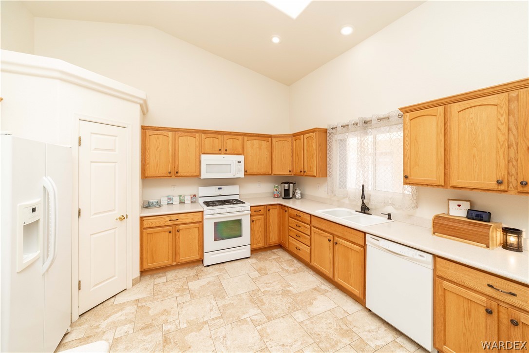 2063 Ridgeview Road Kingman, AZ 86401 - Photo 16 of 59 Gallery Image 16