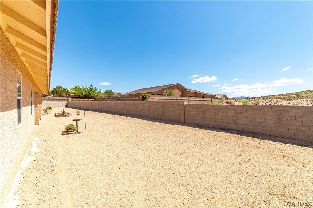 2063 Ridgeview Road Kingman, AZ 86401 - Photo 47 of 59 Gallery Image 47