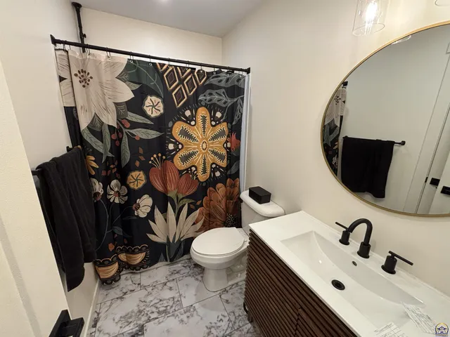 $187,900 | 1519 West Street, Emporia, KS 66801