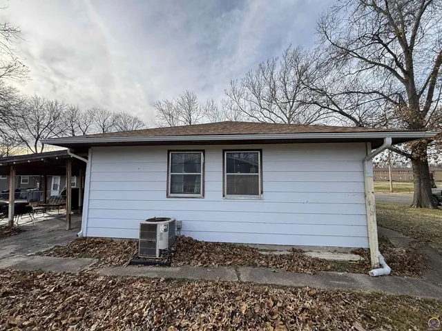 $187,900 | 1519 West Street, Emporia, KS 66801