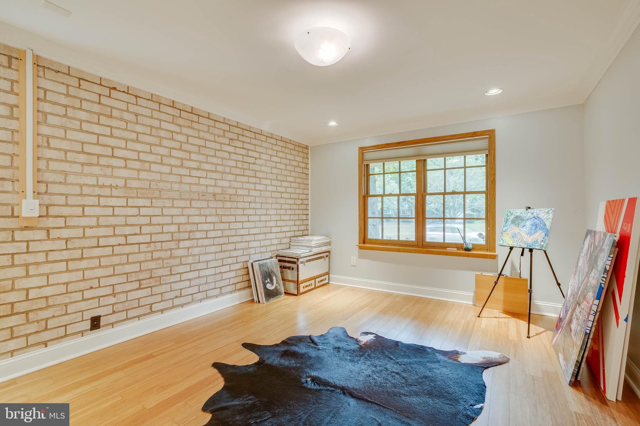 6907 Huntsman Boulevard Springfield, VA 22153 - Photo 16 of 48 Master Bedroom/Family Room Main Level