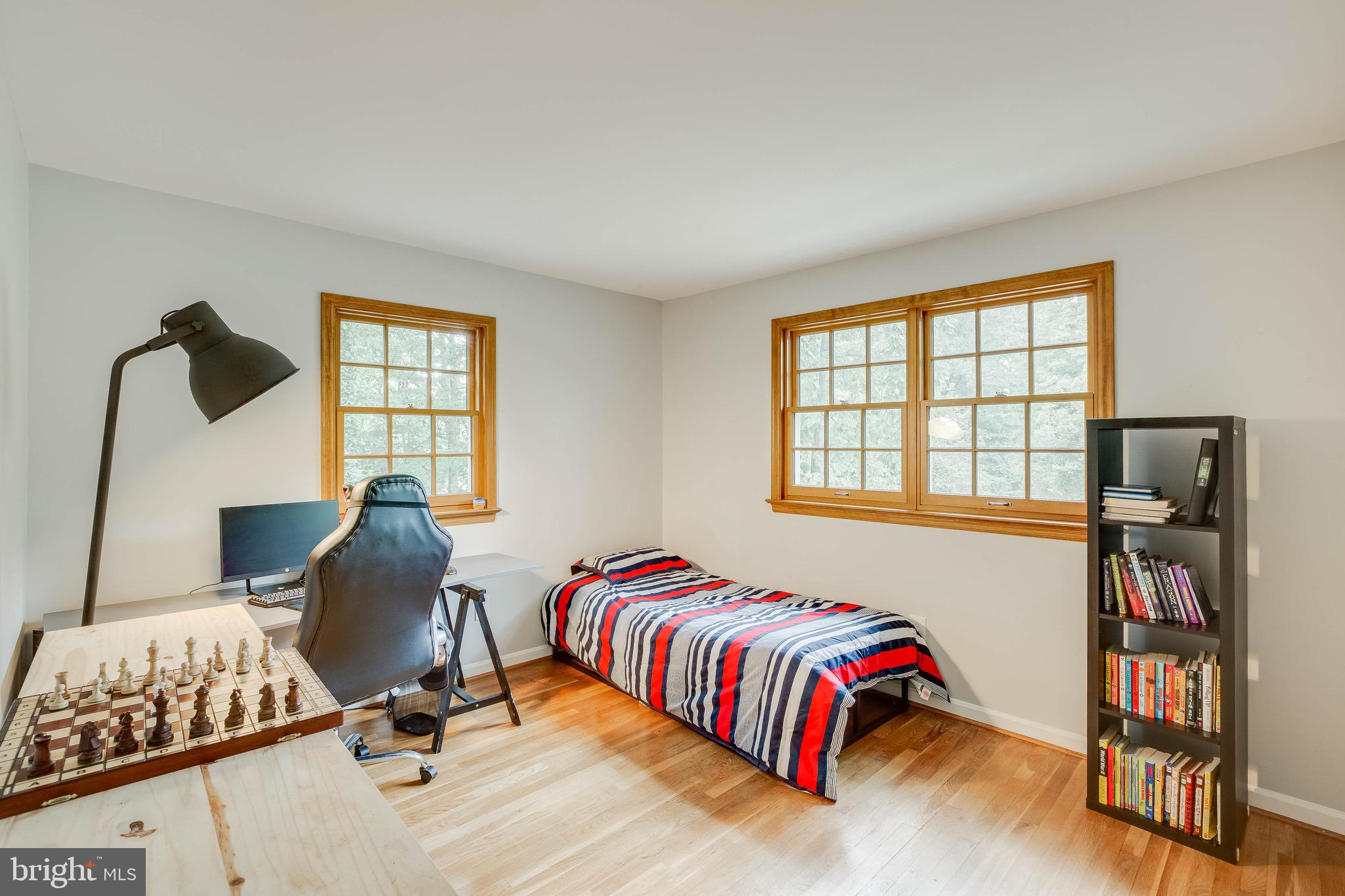 6907 Huntsman Boulevard Springfield, VA 22153 - Photo 29 of 48 3rd Bedroom Upper Level