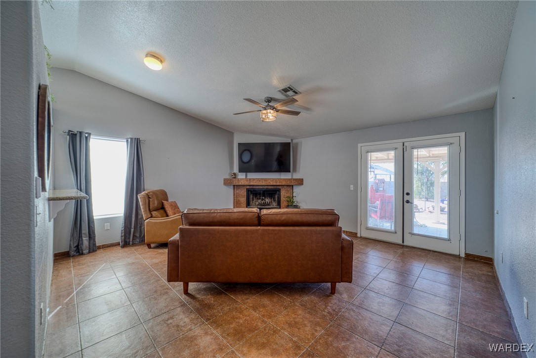 2331 Primavera Loop Fort Mohave, AZ 86426 - Photo 12 of 63 Living Room