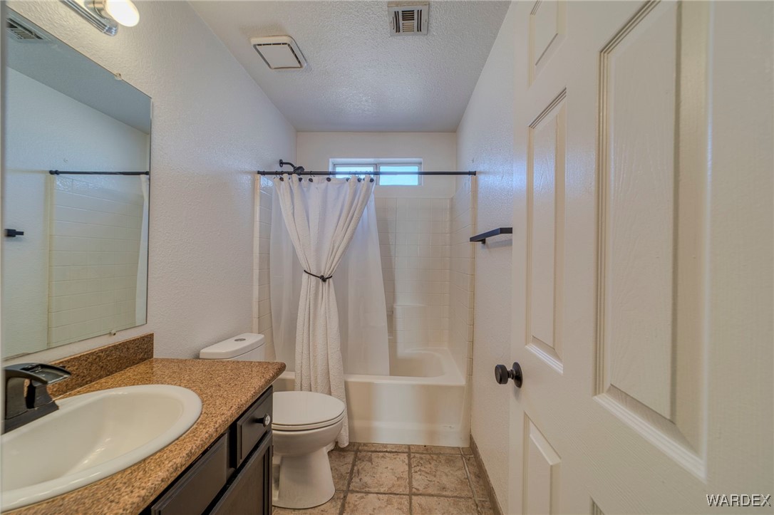 2331 Primavera Loop Fort Mohave, AZ 86426 - Photo 23 of 63 Bathroom