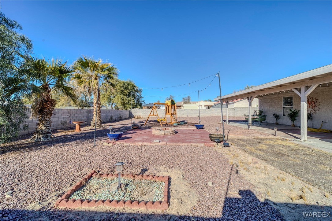 2331 Primavera Loop Fort Mohave, AZ 86426 - Photo 43 of 63 Yard