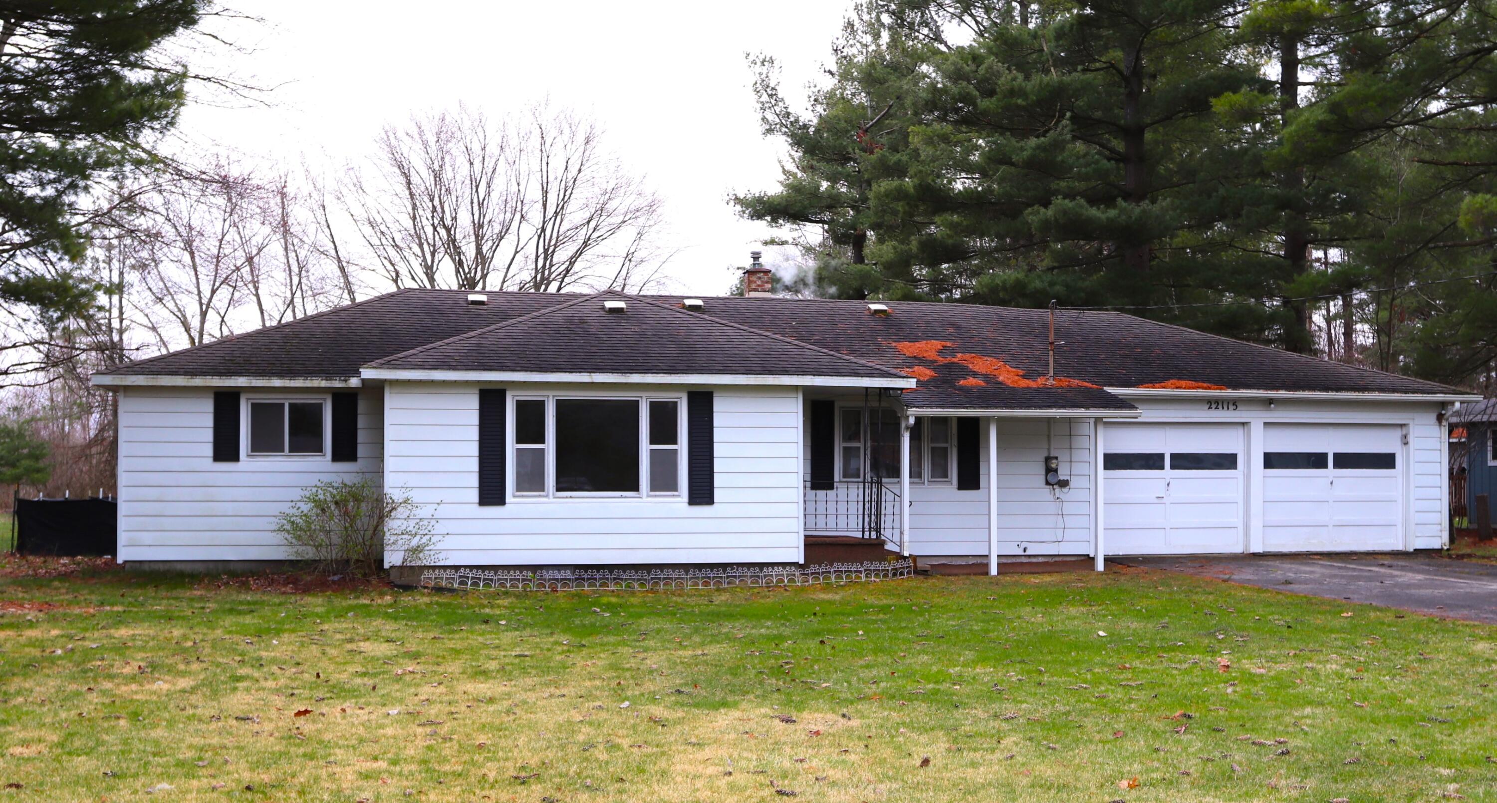 22115 Gratiot Road Merrill, MI 48637 - Photo 2 of 45 IMG_5706