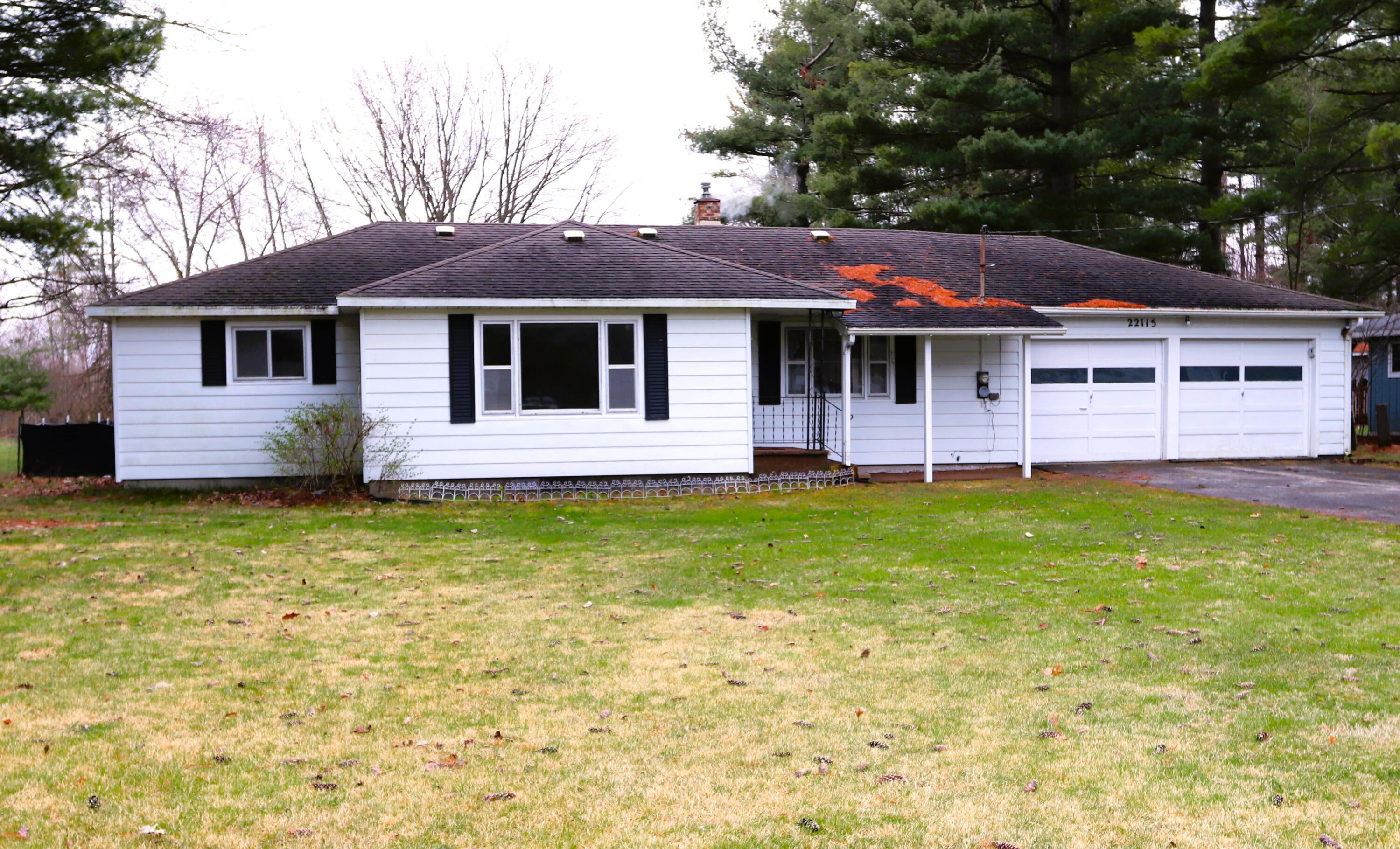 22115 Gratiot Road Merrill, MI 48637 - Photo 3 of 45 IMG_5707
