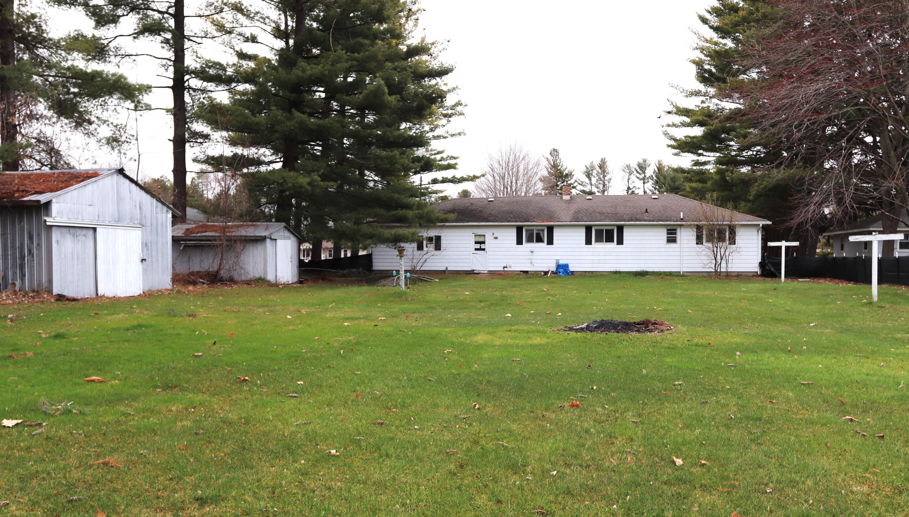 22115 Gratiot Road Merrill, MI 48637 - Photo 7 of 45 IMG_5697