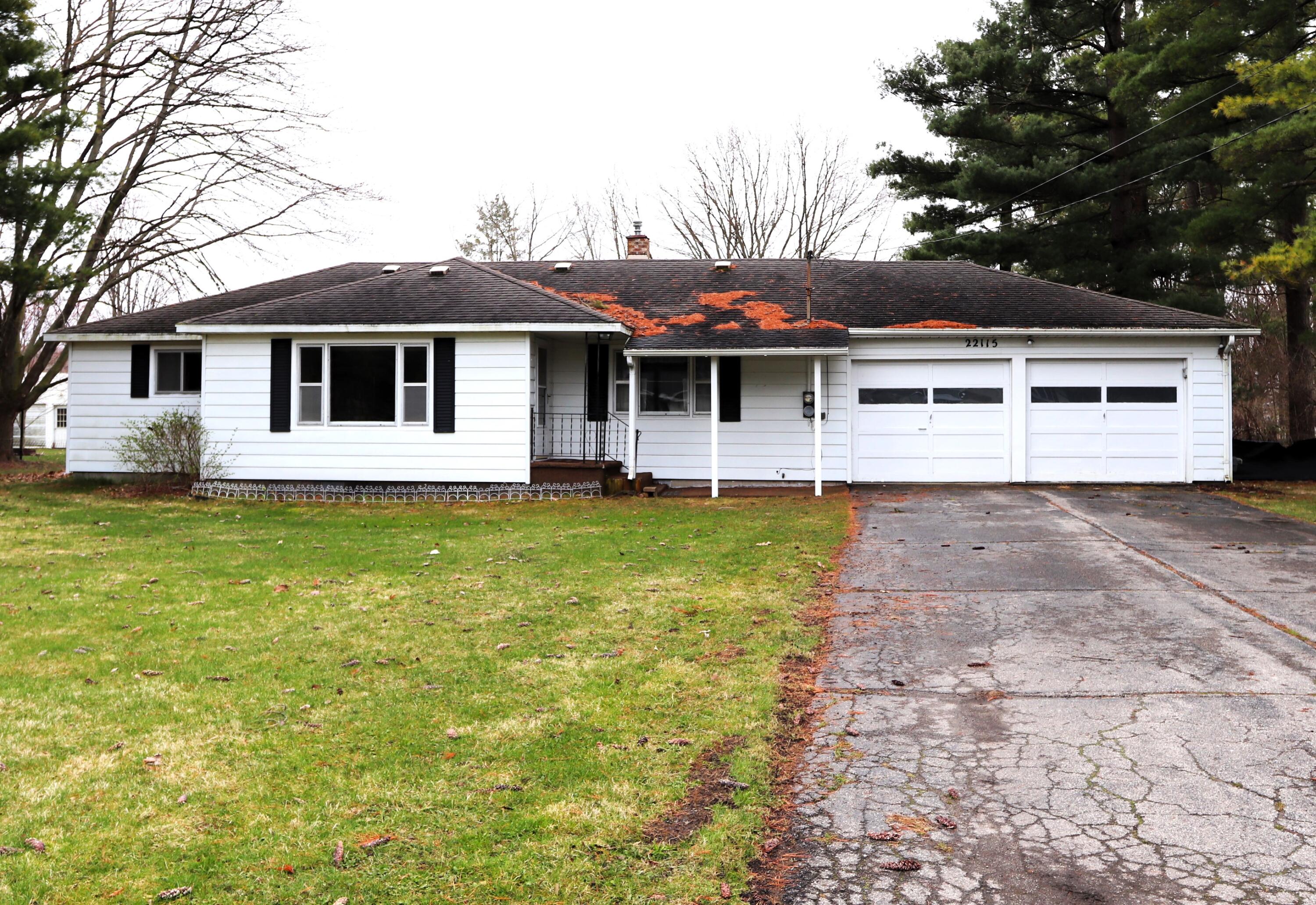 22115 Gratiot Road Merrill, MI 48637 - Photo 9 of 45 IMG_5704