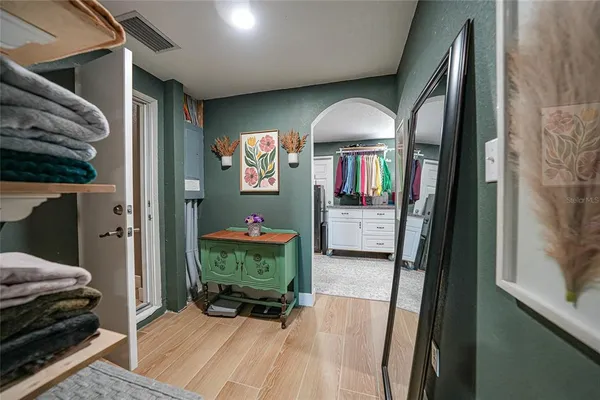 a view of a big room with wooden fence