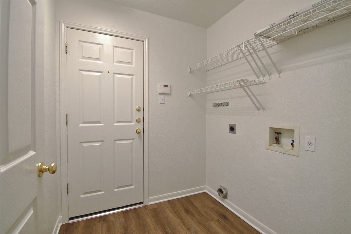 120 Greenside Lane Georgetown, TX 78633 - Photo 11 of 27 a view of small space