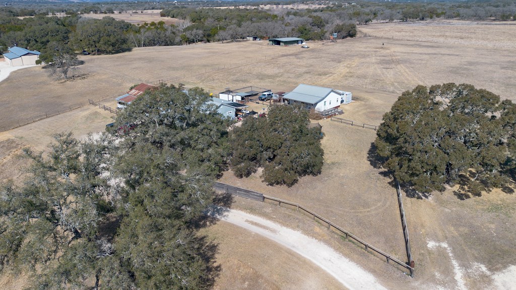 3764 Ranch Road 1623 Blanco, TX 78606 - Photo 5 of 71