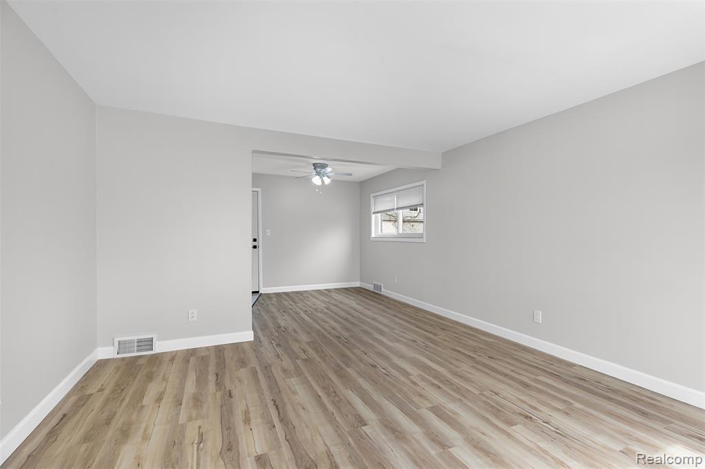 253 East 14 Mile Road Birmingham, MI 48009 - Photo 10 of 23