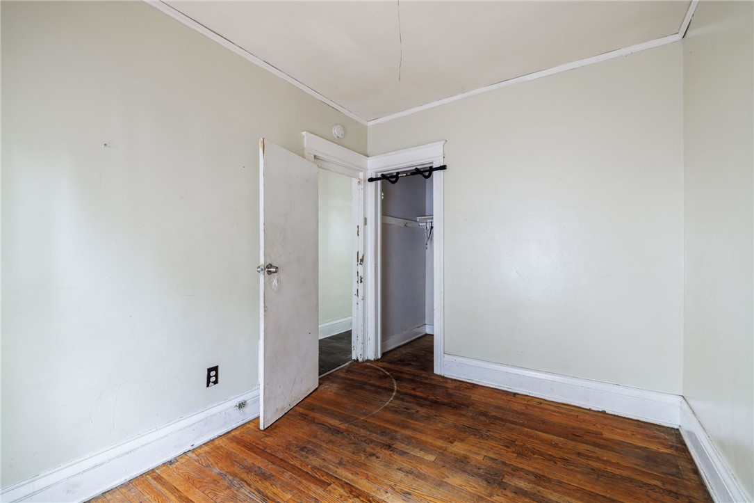 55 Austin Street Rochester, NY 14606 - Photo 3 of 32