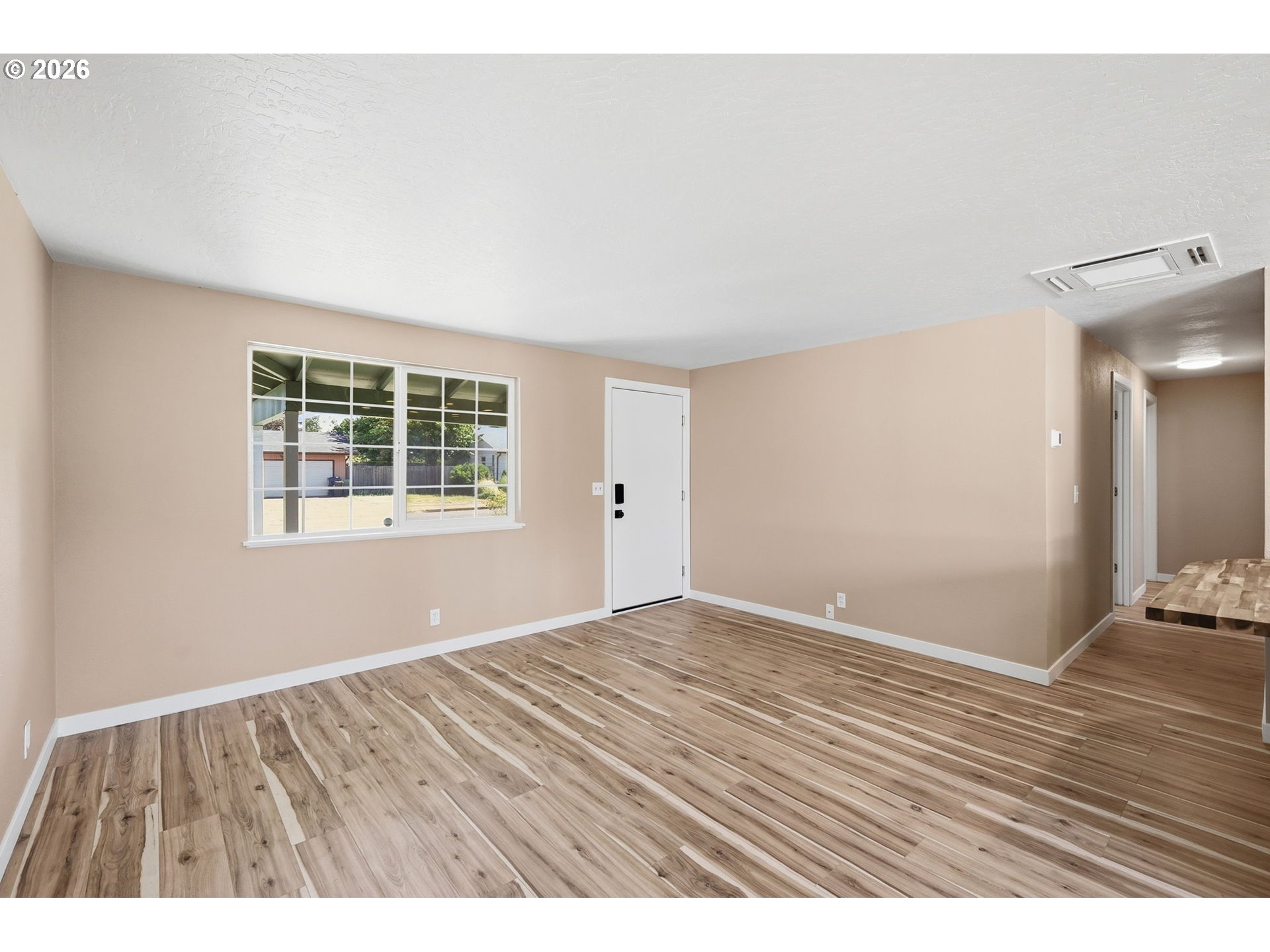 1705 Brewer Avenue Eugene, OR 97401 - Photo 4 of 38