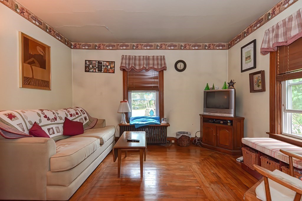 23 Draper Road Gardner, MA 01440 - Photo 13 of 32 Gallery Image 13