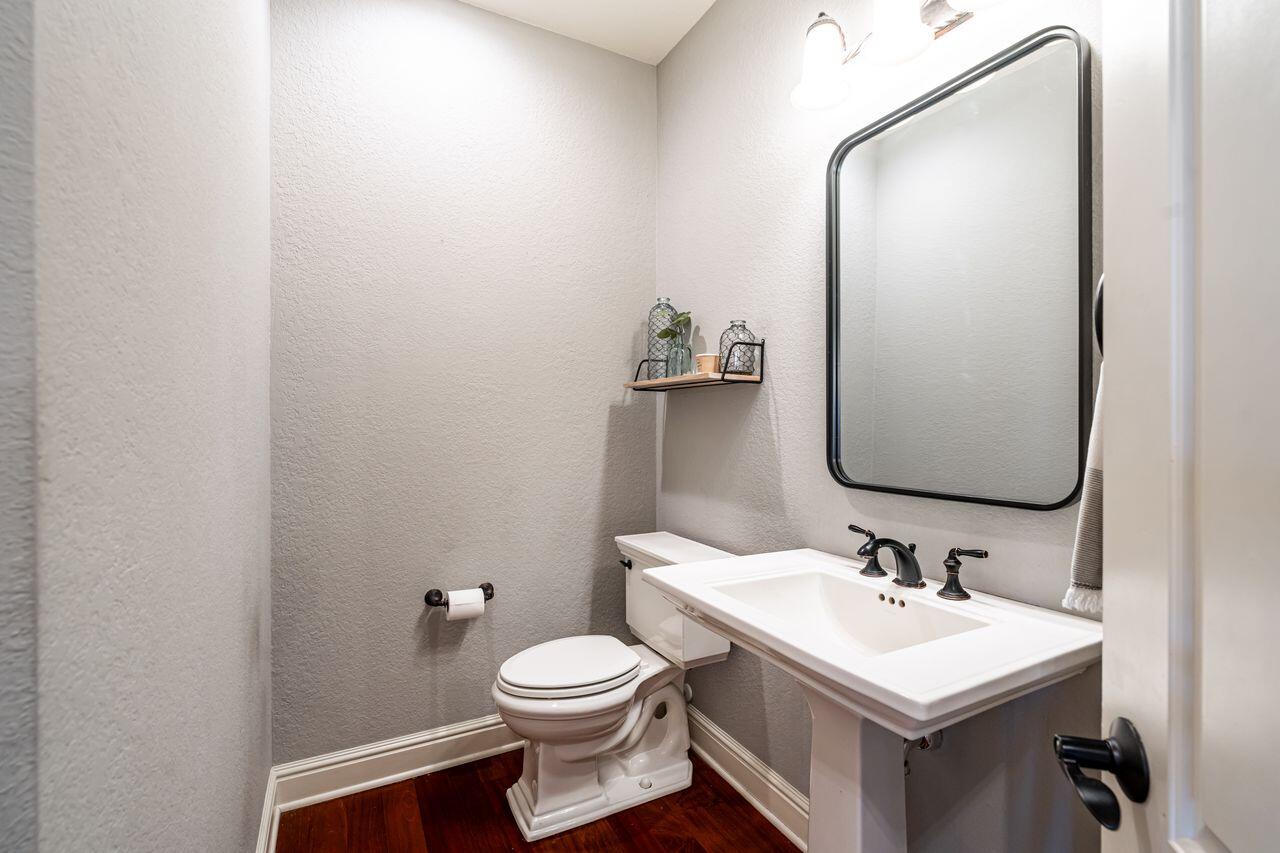 631 Stepping Stone Way Pewaukee, WI 53072 - Photo 24 of 80 IMG_5084