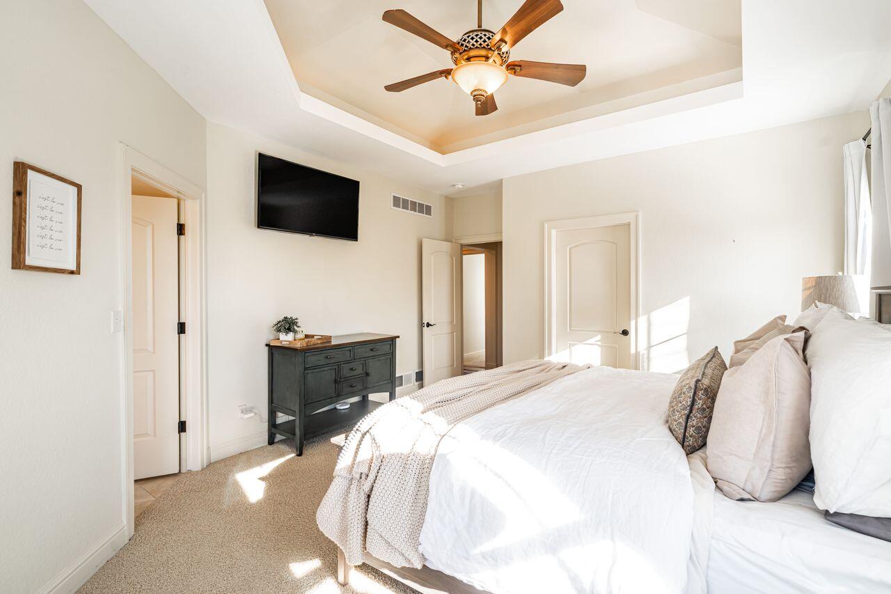 631 Stepping Stone Way Pewaukee, WI 53072 - Photo 26 of 80 IMG_5077