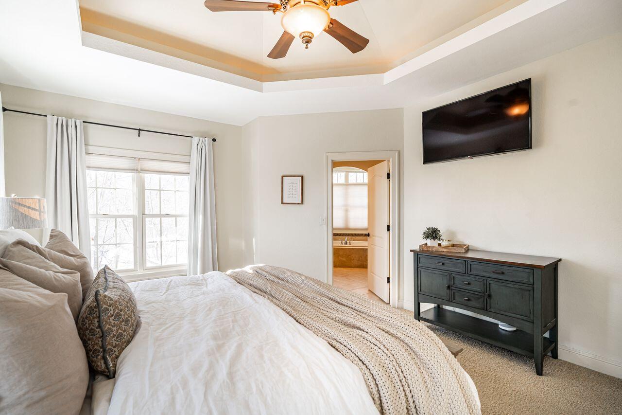 631 Stepping Stone Way Pewaukee, WI 53072 - Photo 27 of 80 IMG_5076