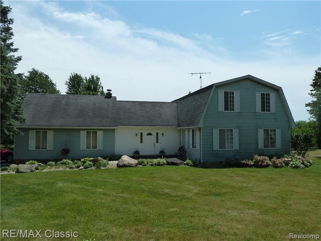 2795 Bullard Road Hartland, MI 48353 - Photo 29 of 41 P1050477.JPG