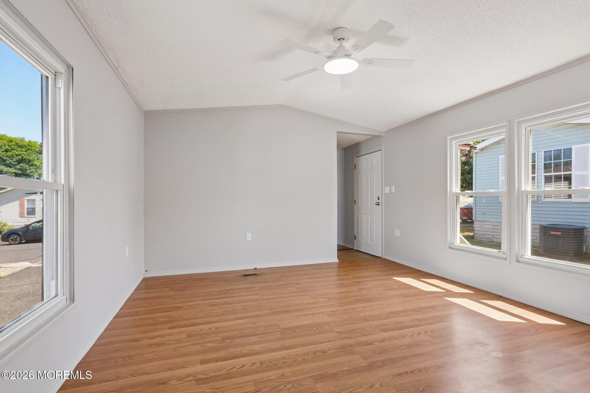 9 Secretariat Street Howell, NJ 07731 - Photo 15 of 24 015