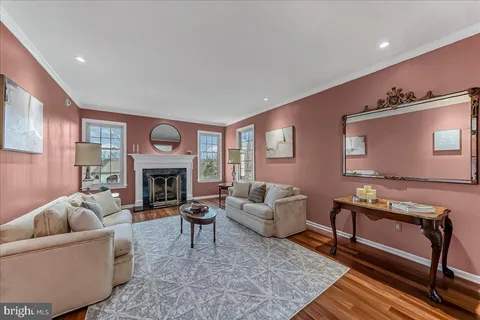 $1,390,000 | 971 Derring Lane, Bryn Mawr, PA 19010