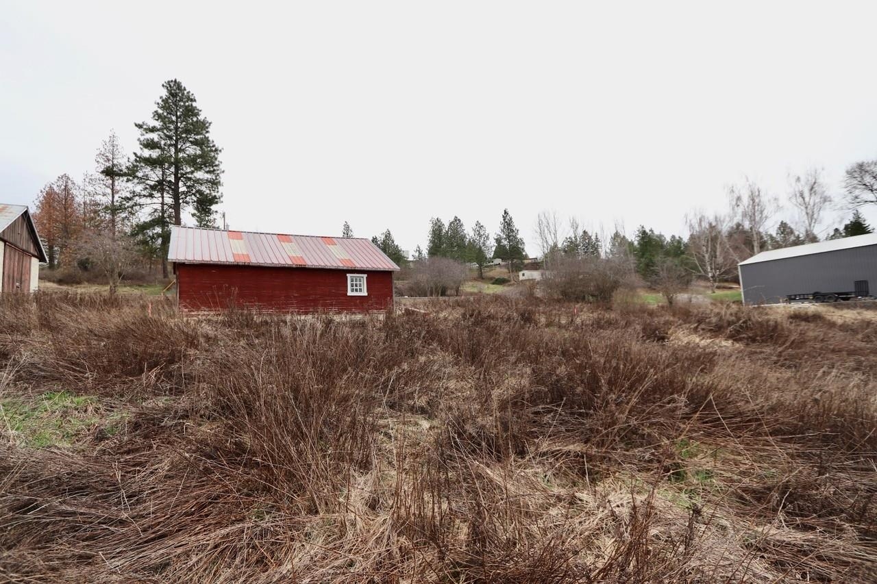 429 Northeast Stringham Road Rockford, WA 99030 - Photo 12 of 18