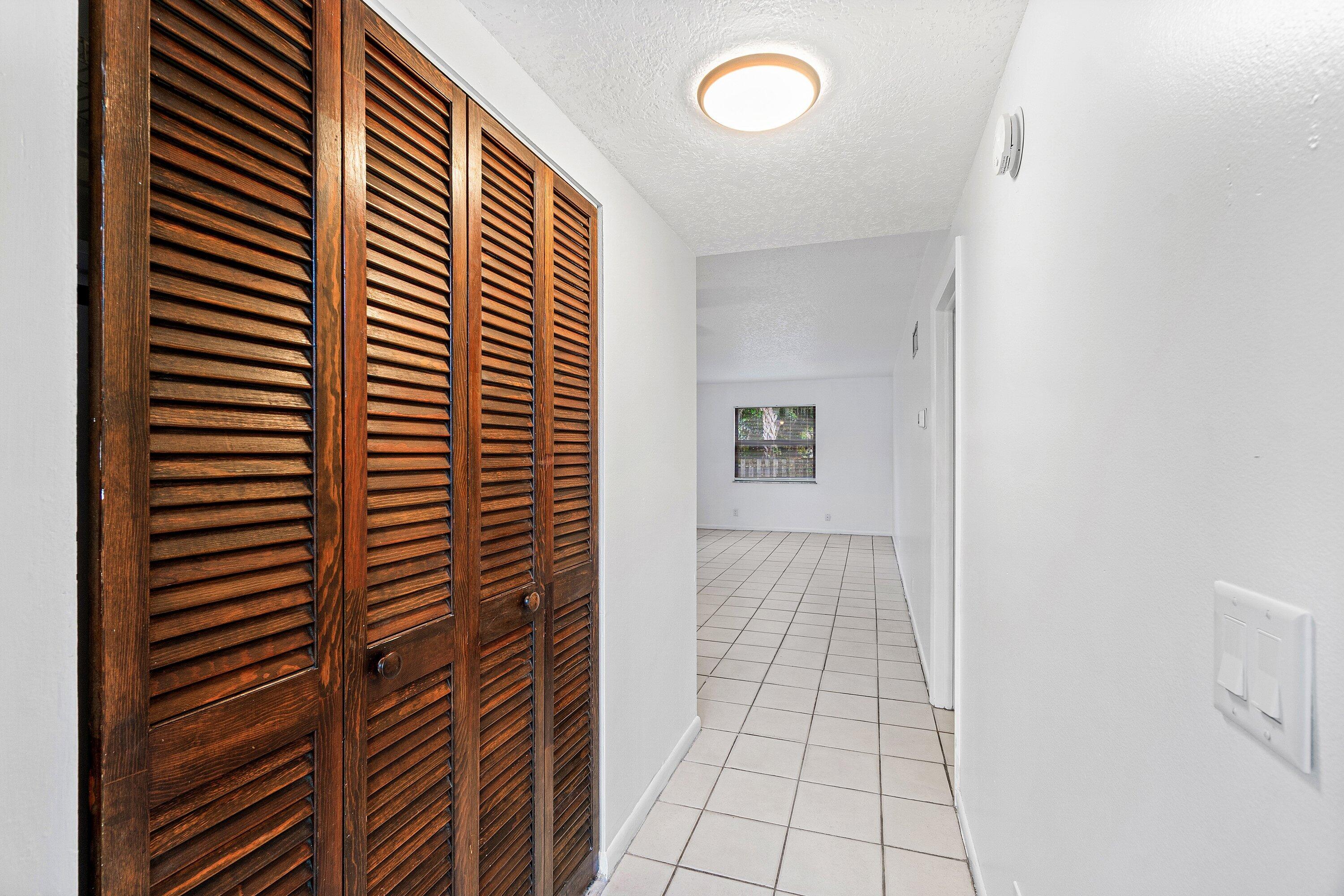 626 North Federal Highway, Unit 3 Lake Worth Beach, FL 33460 - Photo 18 of 23 a view of bathroom with shower