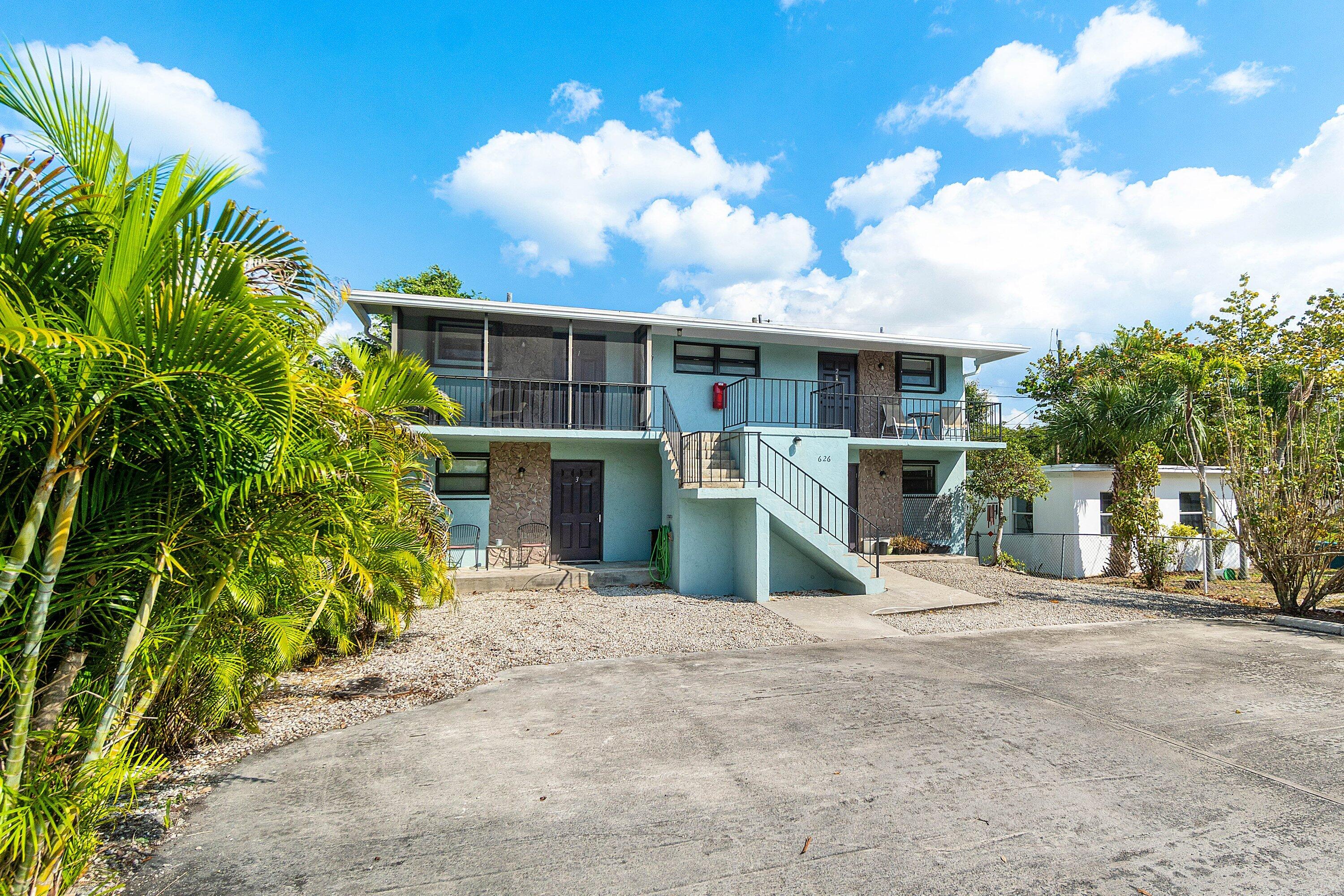 626 North Federal Highway, Unit 3 Lake Worth Beach, FL 33460 - Photo 22 of 23 a view of a house with a patio