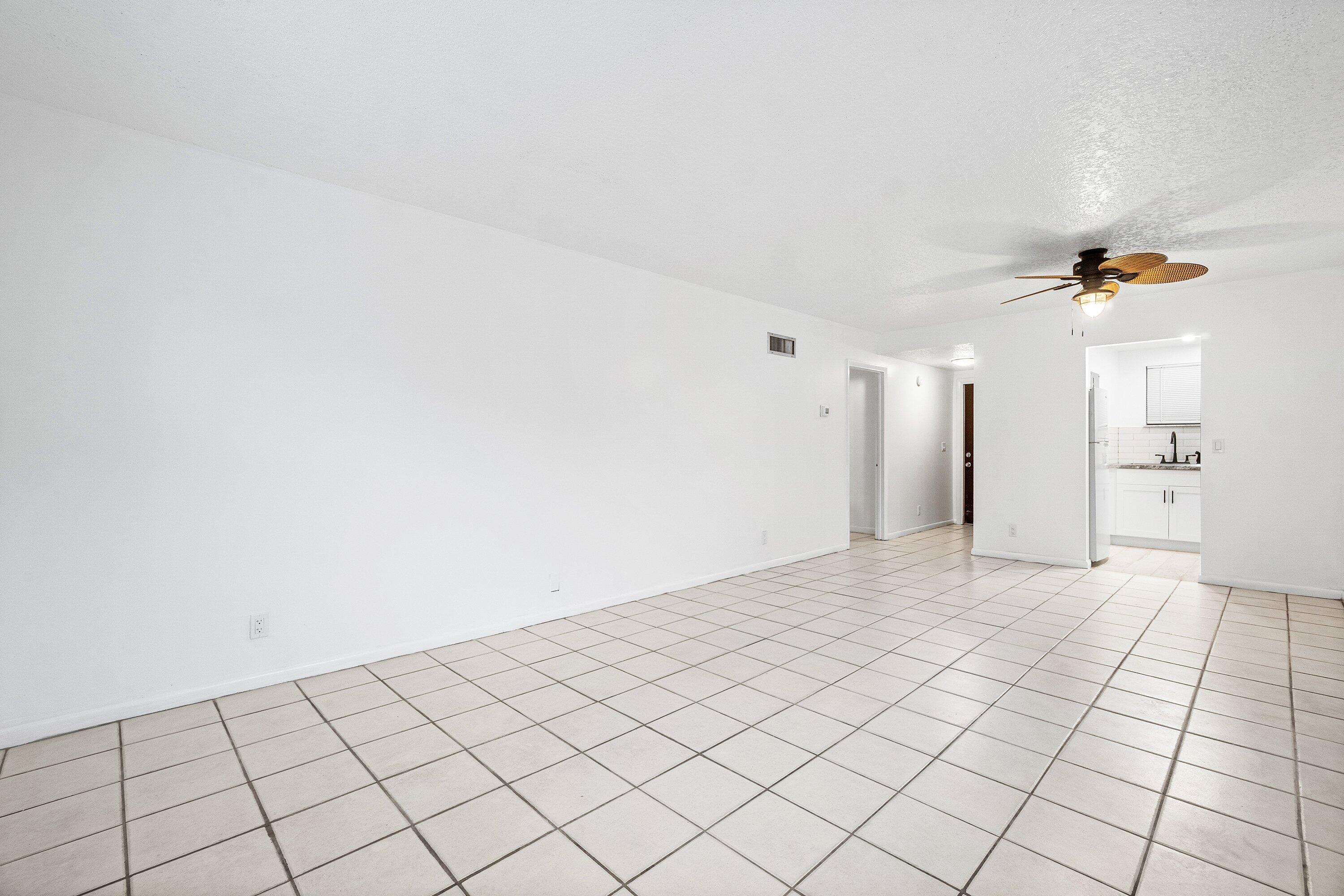 626 North Federal Highway, Unit 3 Lake Worth Beach, FL 33460 - Photo 10 of 23 a view of an empty room