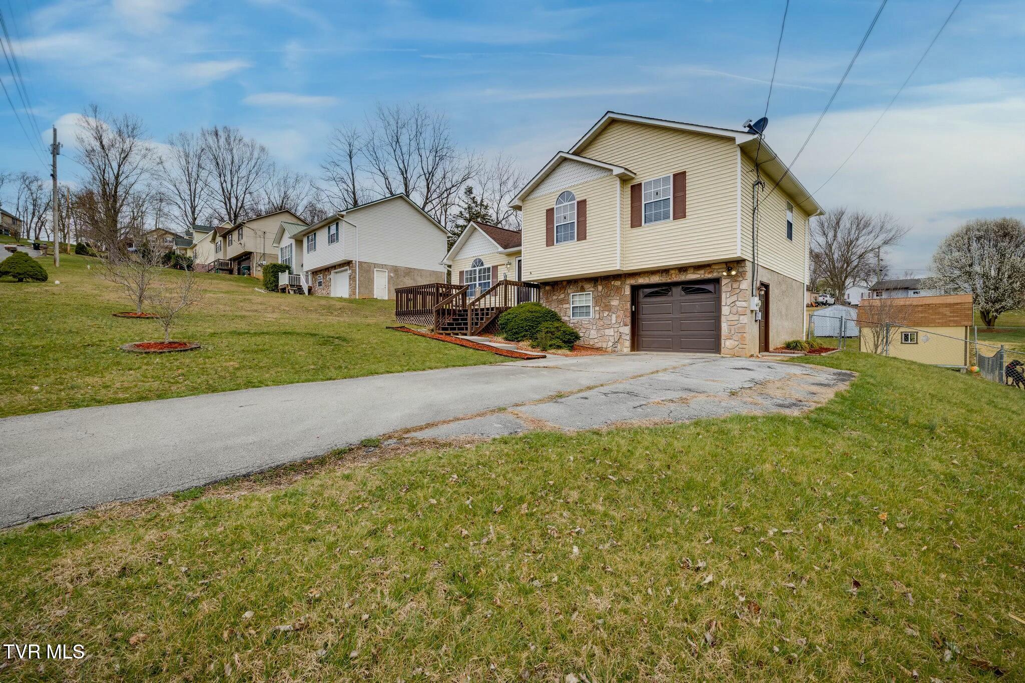 254 Springview Drive Gray, TN 37615 - Photo 8 of 32 tempImage14I4ng