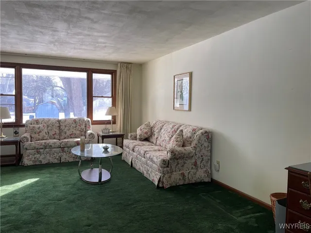 $2,400 | 1825 Winter Road, Grand Island, NY 14072