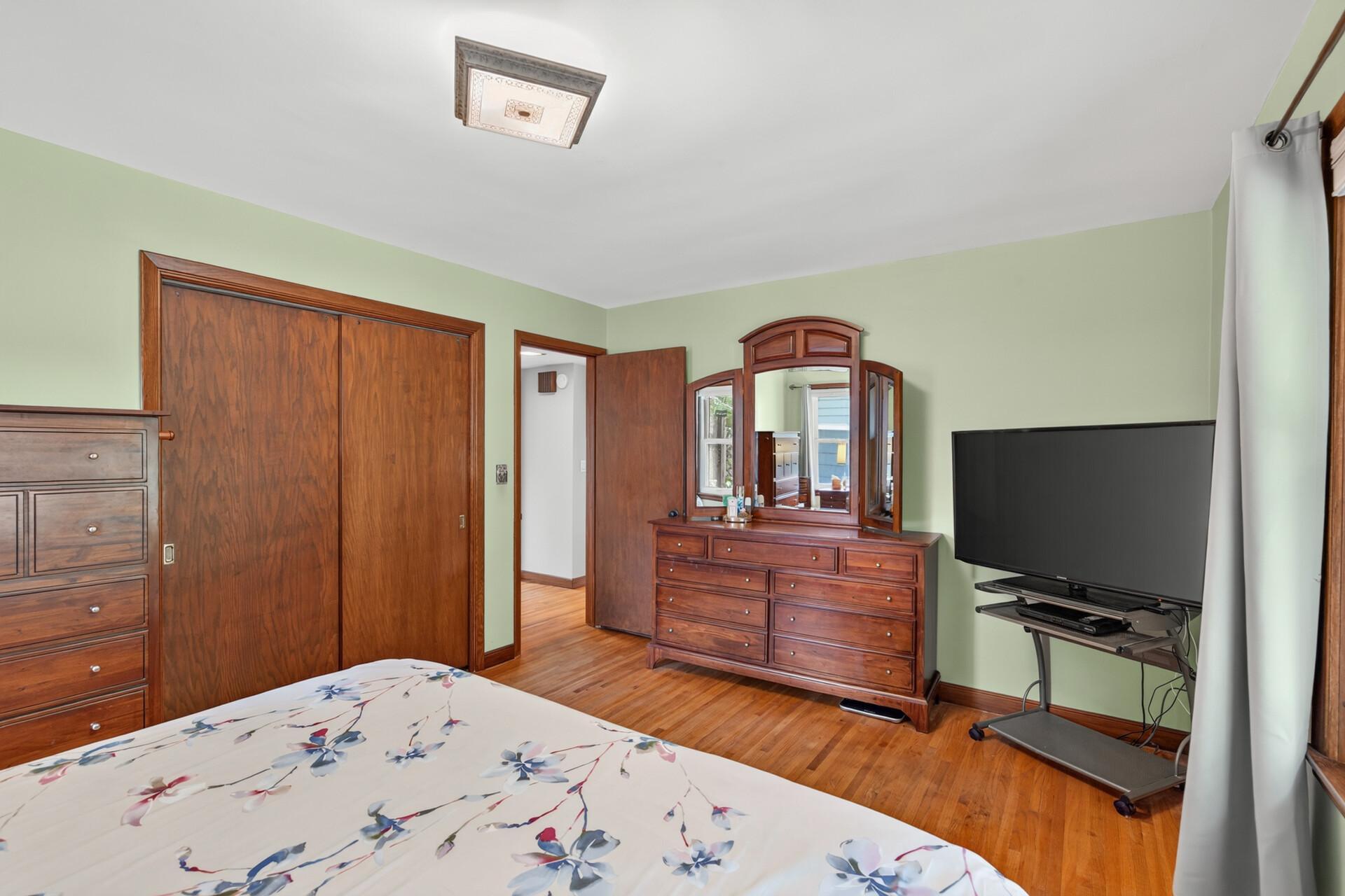 235 West Park Road Hopkins, MN 55343 - Photo 19 of 45 Gallery Image 19